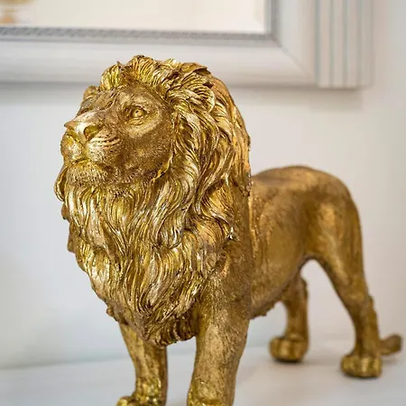 Royal Lion Estate *