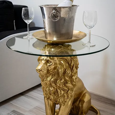 Royal Lion Estate *